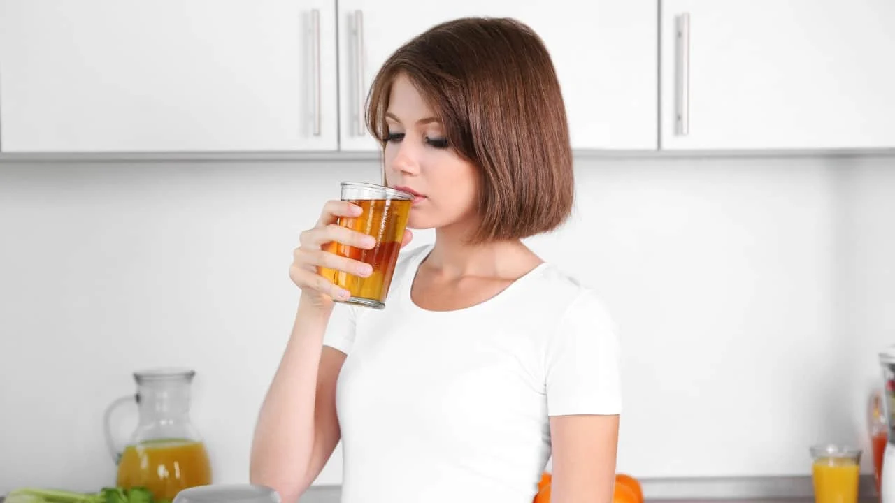 Is apple juice safe for individuals with acid reflux?