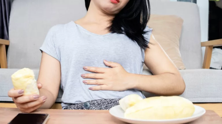 Learn the Difference between Acid Reflux and GERD