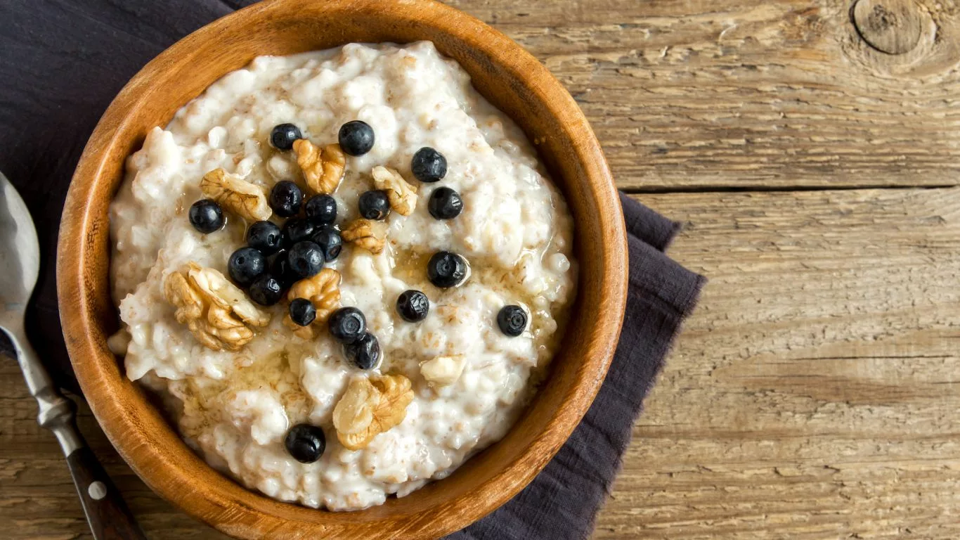 Benefits of Using Oatmeal for Heartburn Relief