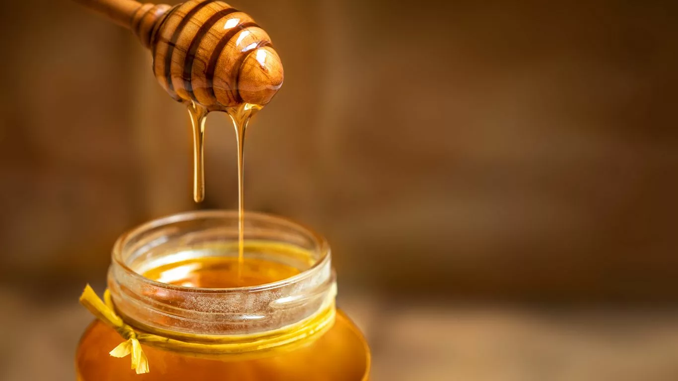 Understanding How Honey May Help with Acid Reflux