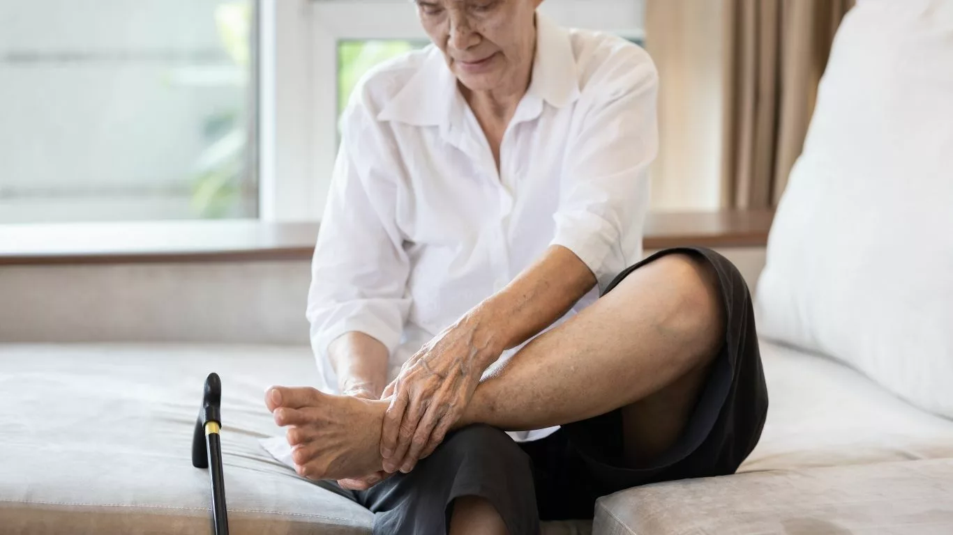 Supportive Devices for Neuropathy Management