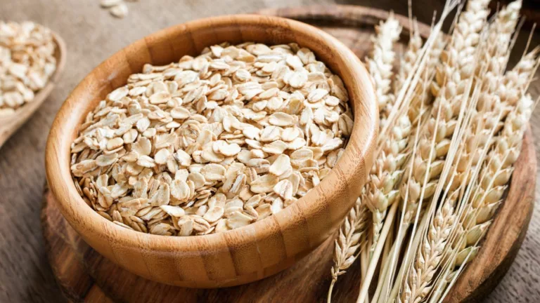 Oatmeal for Heartburn Relief: A Natural Approach
