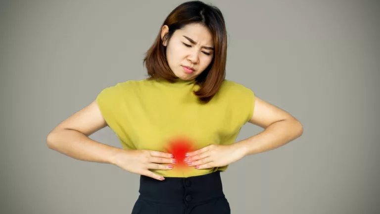 Heartburn on Empty Stomach: Causes, Remedies, and Prevention