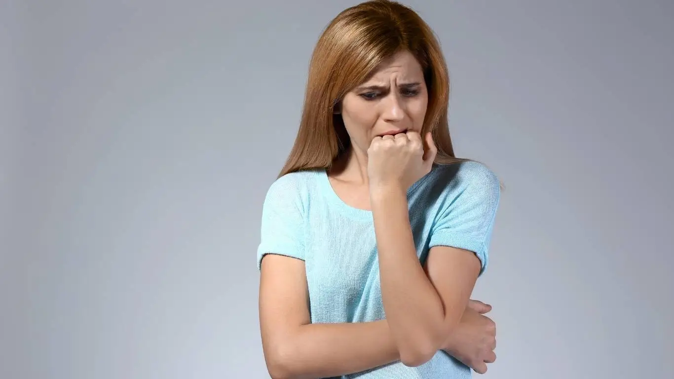 Colorful plate of whole foods, vegetables, and healthy fats